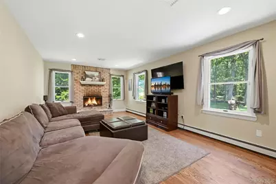21 Tallmadge Trail, Miller Place, NY 11764 - Photo 16