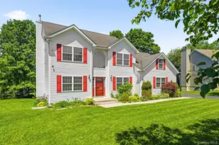 8 Wayne Ct, Middletown, NY 10941 - Photo 2