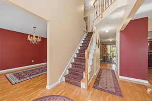 8 Wayne Ct, Middletown, NY 10941 - Photo 6