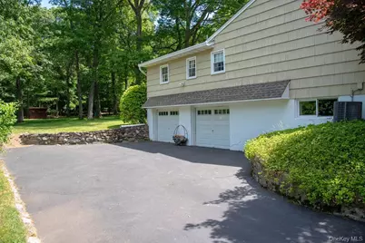 55 Summit Road, Spring Valley, NY 10977 - Photo 26