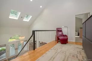 19 W Gate Rd, Suffern, NY 10901 - Photo 28