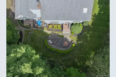 19 W Gate Road, Suffern, NY 10901 - Photo 10