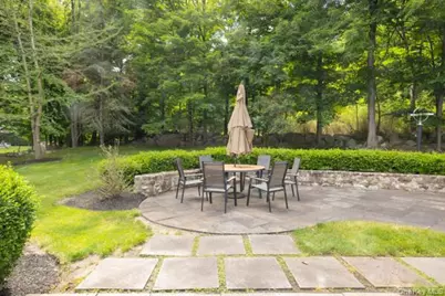19 W Gate Road, Suffern, NY 10901 - Photo 6