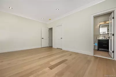 2362 Kenmore Street, East Meadow, NY 11554 - Photo 28