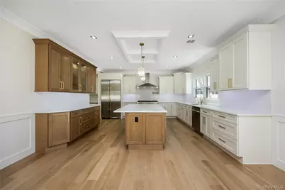 2362 Kenmore Street, East Meadow, NY 11554 - Photo 8