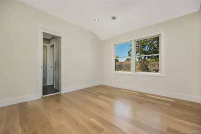 2362 Kenmore Street, East Meadow, NY 11554 - Photo 24