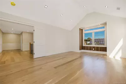 2362 Kenmore Street, East Meadow, NY 11554 - Photo 18