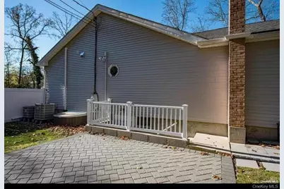 16 Wildwood St, Lake Grove, NY 11755 - Photo 2