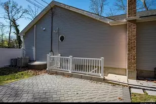 16 Wildwood St, Lake Grove, NY 11755 - Photo 2