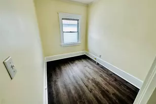 111-24 170th St, Jamaica, NY 11433 - Photo 12