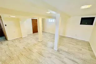 111-24 170th St, Jamaica, NY 11433 - Photo 14
