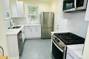 111-24 170th St, Jamaica, NY 11433 - Photo 4