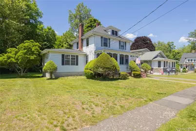 97 N Serven Street, Pearl River, NY 10965 - Photo 2