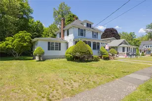 97 N Serven St, Pearl River, NY 10965 - Photo 2