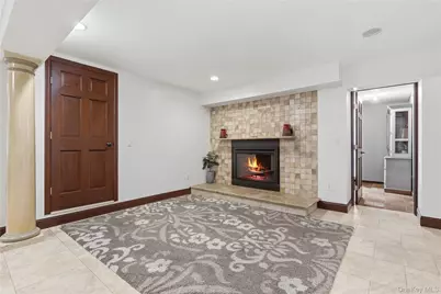 1 Hunting Ridge Road, White Plains, NY 10605 - Photo 24
