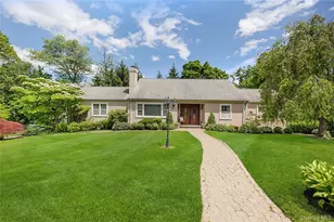 1 Hunting Ridge Rd, White Plains, NY 10605 - Photo 2