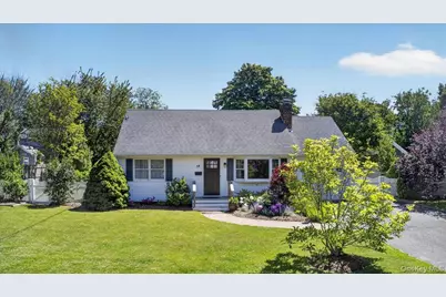17 Barteau Avenue, Blue Point, NY 11715 - Photo 1