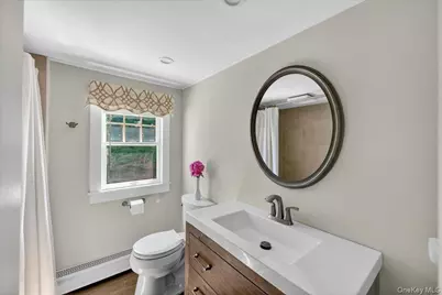 17 Barteau Avenue, Blue Point, NY 11715 - Photo 18