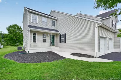 16 Woodfield Drive, Washingtonville, NY 10992 - Photo 2