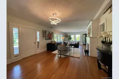 38 Gedney Park Drive, White Plains, NY 10605 - Photo 2