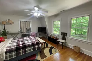 38 Gedney Park Dr, White Plains, NY 10605 - Photo 18