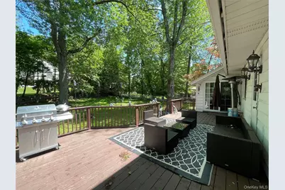 38 Gedney Park Drive, White Plains, NY 10605 - Photo 24