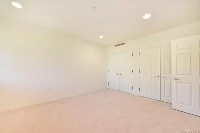 100 Harborview Drive #555, Port Washington, NY 11050 - Photo 22