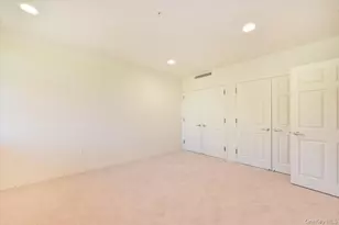 100 Harbor View Dr, Port Washington, NY 11050 - Photo 22