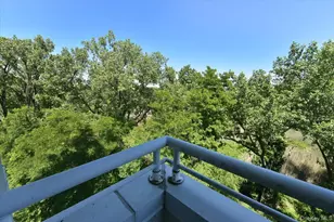 100 Harbor View Dr, Port Washington, NY 11050 - Photo 36
