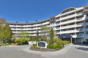100 Harbor View Dr, Port Washington, NY 11050 - Photo 2