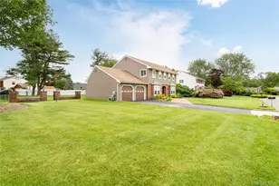12 Annandale Rd, Stony Brook, NY 11790 - Photo 4