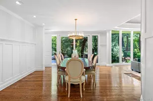 5 Coachman's Ct, Old Westbury, NY 11568 - Photo 12
