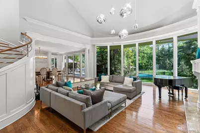 5 Coachmans Court, Old Westbury, NY 11568 - Photo 8