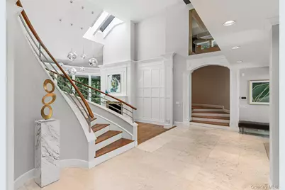 5 Coachmans Court, Old Westbury, NY 11568 - Photo 6