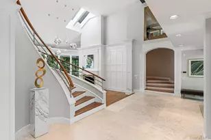 5 Coachman's Ct, Old Westbury, NY 11568 - Photo 6