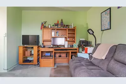 385 McLean Avenue #3B, Yonkers, NY 10705 - Photo 18