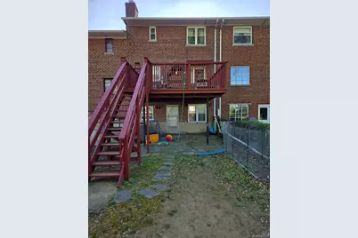 552 Manor Ridge Road, Pelham, NY 10803 - Photo 4