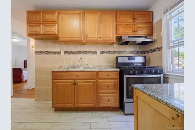 257-04 145th Avenue, Rosedale, NY 11422 - Photo 4