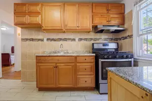 257-04 145th Ave, Rosedale, NY 11422 - Photo 4
