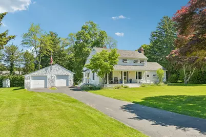 38 Conscience Circle, East Setauket, NY 11733 - Photo 2