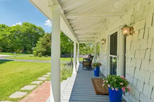 38 Conscience Cir, East Setauket, NY 11733 - Photo 4