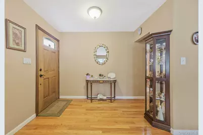 154 Spiral Road, Holtsville, NY 11742 - Photo 8