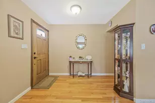 154 Spiral Rd, Holtsville, NY 11742 - Photo 8
