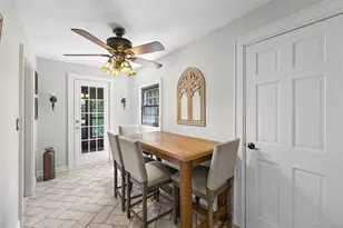 58 Park Ln, Rockville Centre, NY 11570 - Photo 16
