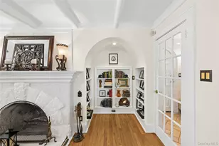 58 Park Ln, Rockville Centre, NY 11570 - Photo 10