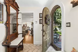 58 Park Ln, Rockville Centre, NY 11570 - Photo 6