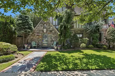 58 Park Lane, Rockville Centre, NY 11570 - Photo 1