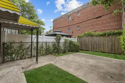 1964 Burke Avenue, Bronx, NY 10469 - Photo 26