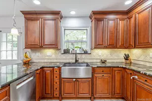 65 Mayfair Rd, Nesconset, NY 11767 - Photo 12