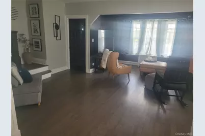 2548 Woodhull Avenue, Bronx, NY 10469 - Photo 2